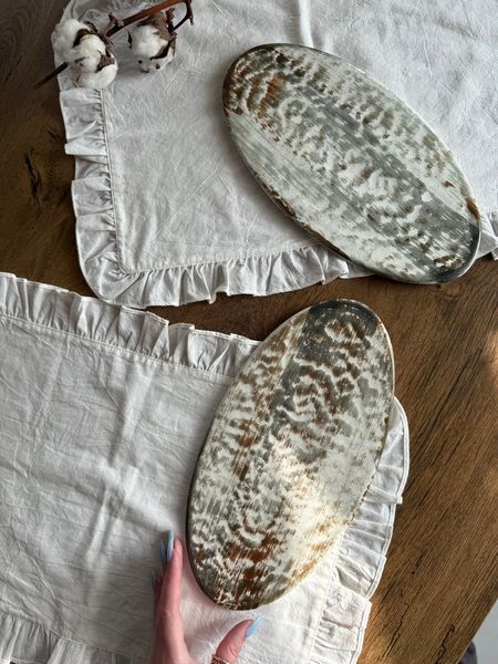 Тарілка для подачі Surf Milk Stone 593826846282 фото